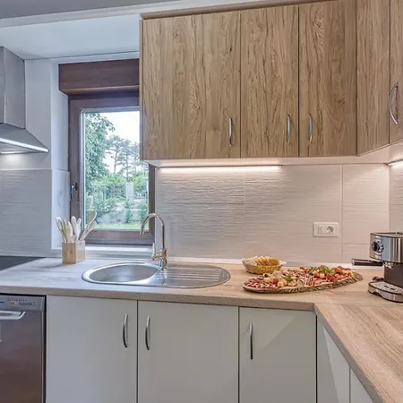 Alba With Private Pool