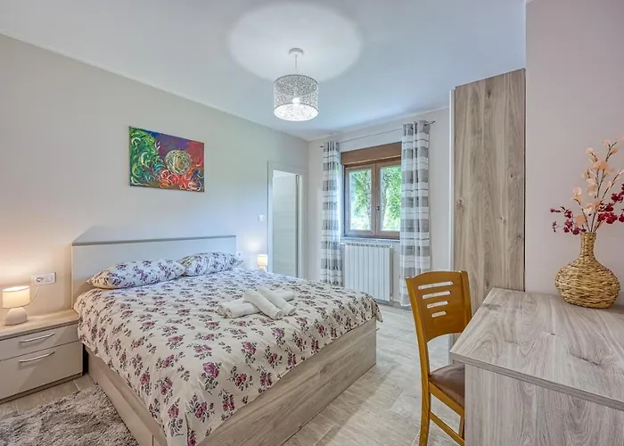 Alba With Private Pool