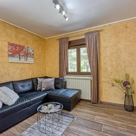 Villa Alba With Private Pool Lupoglav (Istria)
