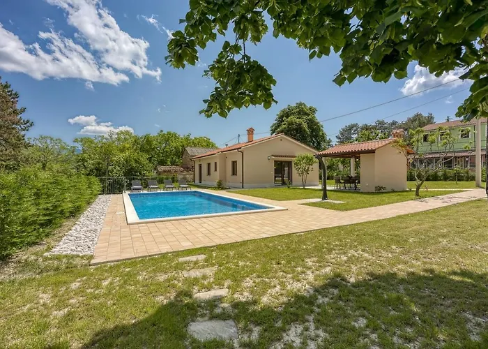 Villa Alba With Private Pool *
